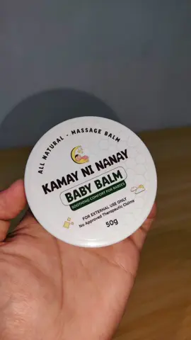 ang laking tulong talaga nitong KAMAY NI NANAY kapag may ubo't sipon ang baby ko kaya lagi na akong meron nito. kaya kung hindi mo pa na try check out na habang may stocks pa click my yellow basket 💫❤️ #kamayninanay #kamayninanayvaporub #kamayninanaybabybalm #babyessentials #fyp 