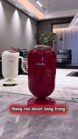 #creatorsearchinsights                    Thùng rác có bánh xe tiện lợi, phong cách hiện đại - sang trọng - Thiết kế phù hợp cho phòng khách, phòng ngủ - tạo cảm giác gọn gàng và tinh tế  - Dung tích lớn giúp chứa đc nhiều rác hơn, hạn chế phải dọn dẹp thường xuyên - Bánh xe di chuyển nhẹ nhàng, đẩy tới đâu đi tới đo --------------- 📞0904557248#creatorsearchinsights #xu_huong #xuhướng 