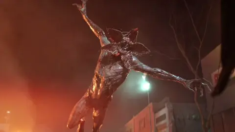 #willbyers - He saved his friends on time 😭🙌🏼 #strangerthings5 #strangerthings #fyp #netflix  STRANGER THINGS SEASON 5 EDIT WILL 