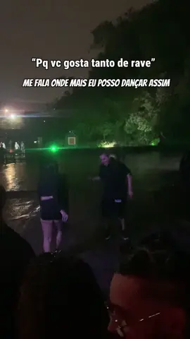 Me fala onde mais eu posso dançar assim ? #rave #psytrance #foryou #raveinsp#amigos