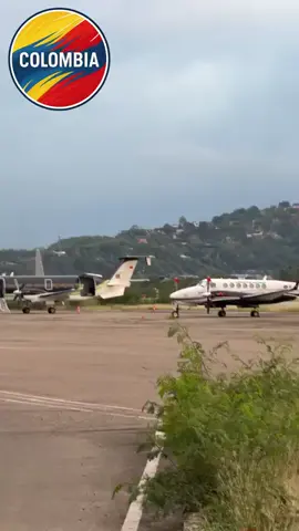 Fuerza Aérea Colombiana intercepta aeronave sospechosa #fuerzaaereacolombiana #colombia#seguidores❤️ #fuerzaaereacolombiana #following 