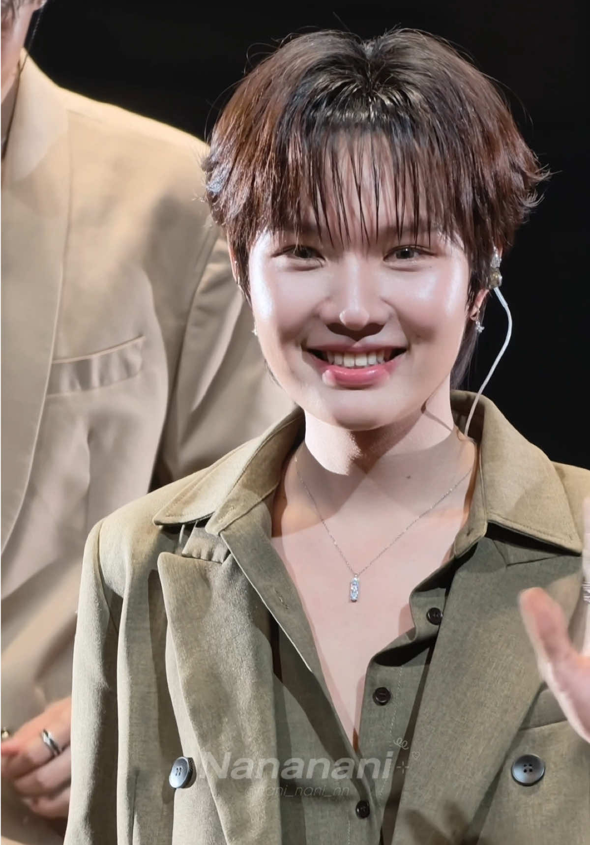 ทุกคนเงียบ😭😭😭 #vivoX300Series #แค่คลิกซูมชิดติดเวที #ซุมชัด200MPด้วยกล้องZEISS #vivoZOOMSPHERExKengNamping #nampingster 