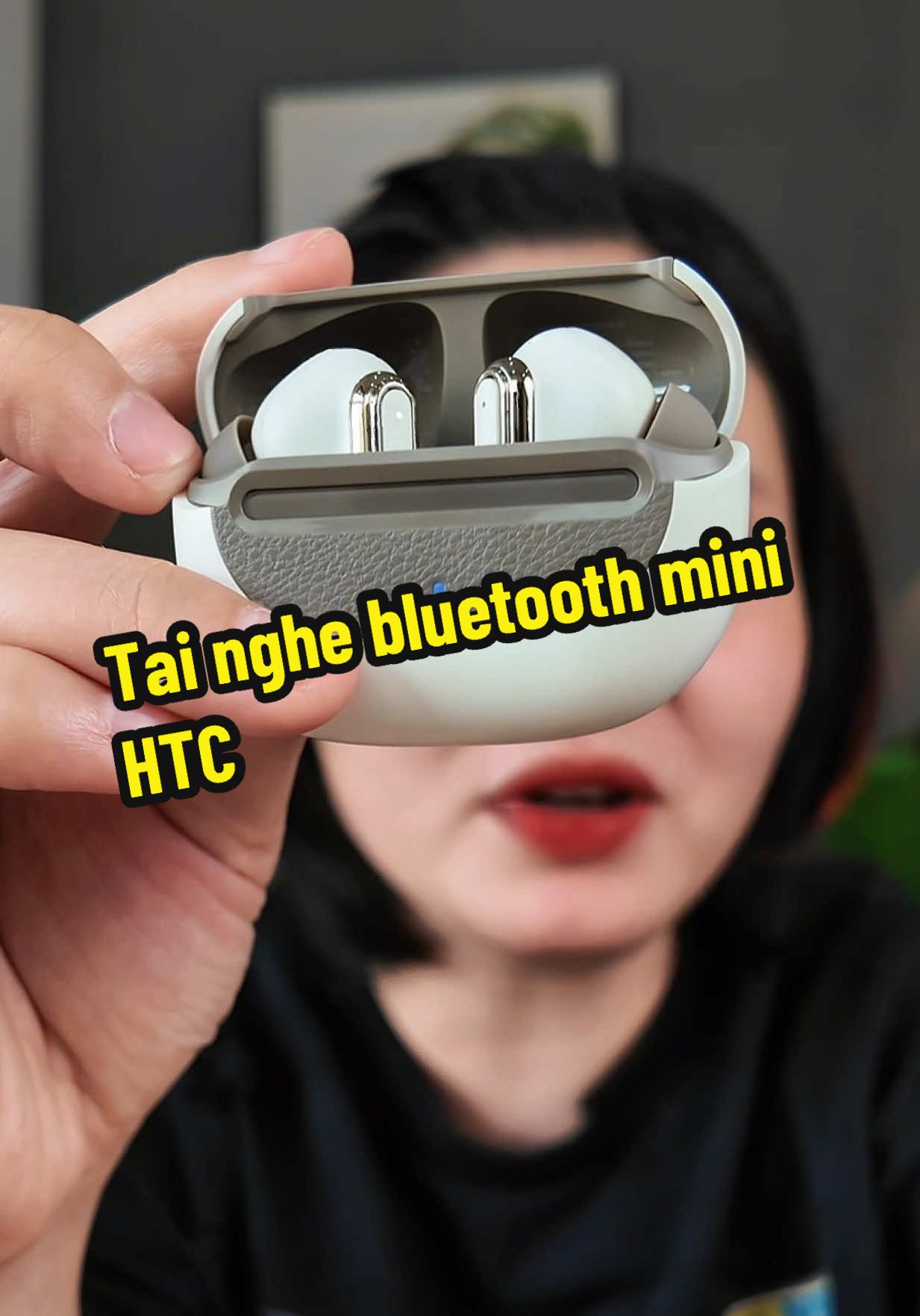 Tai nghe bluetooth mini HTC #tainghe #sieusaleblackfriday #muataitiktokshop #nabeodaily 