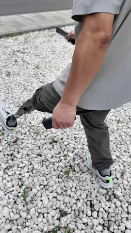 Gravel paths, downhill runs, and stairs — the Swalk-S1 takes it all in stride. 💪 Dual hydraulic stability for smooth, confident motion. Wherever life takes you, Swalk moves with ease. Every step, steady and free. ✨ #Swalk #ProstheticKnee #OutdoorMotion #MadeInChina #FreedomToMove