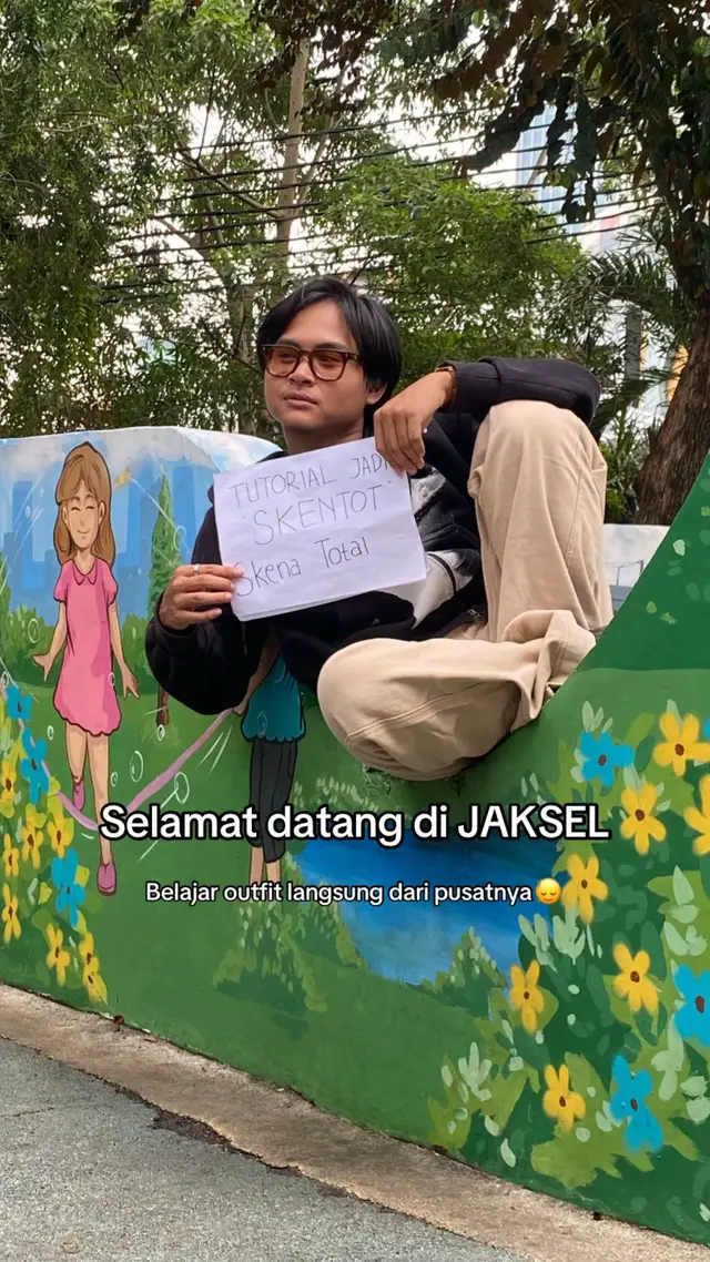 P info fit check 😜 #fyp #viral #blokm #outfitjaksel #jinisoemangkeren #jeanskorea #jeansunisex 