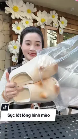 Sục lót lông hình mèo cute