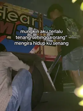 #trukmaniaindonesia #trukstory #storytruk #likaliku #lakilaki 