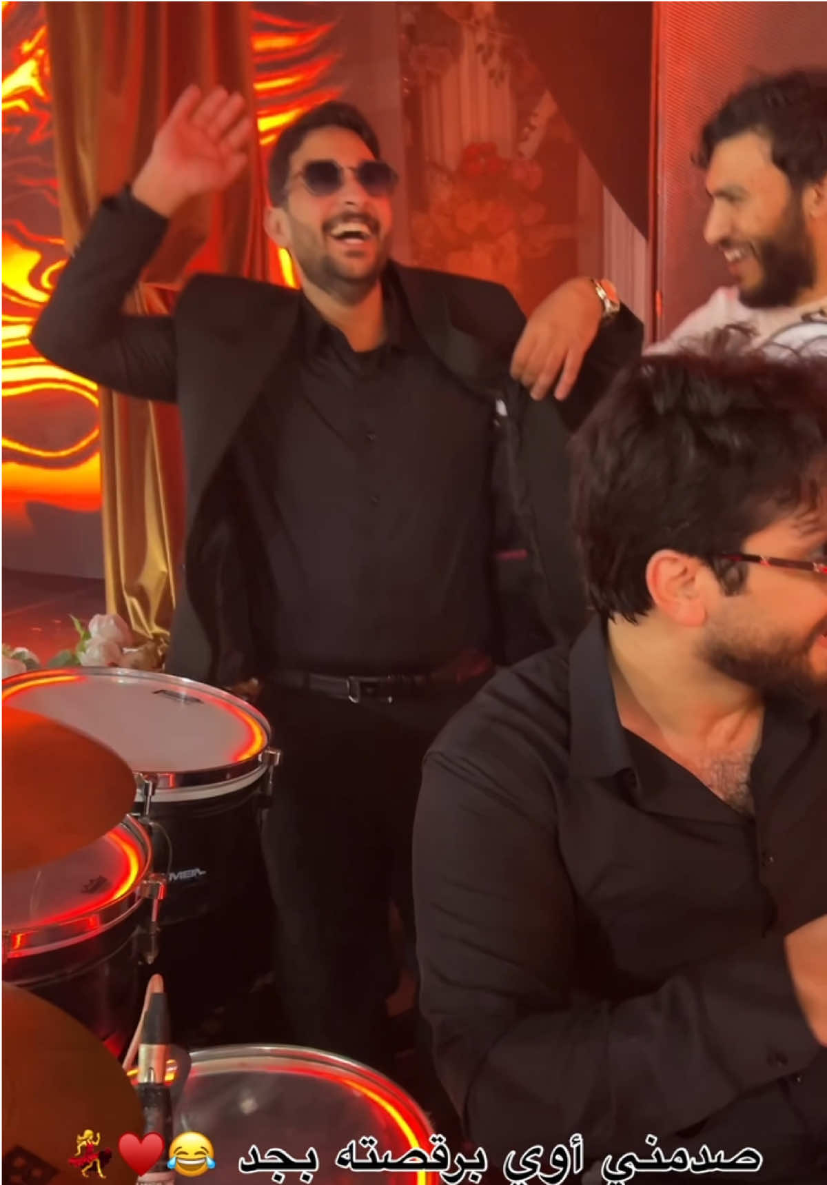 صدمني برقصة  بجد 😂🔥💃 #درامز_ميدو_ابوالعز #اغرب_تيم_في_مصر #medo_aboelzz #درامز_لايف #درامز 