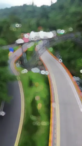 Sebelum longsir dan sesudah longsor🥲#fyp #prayforsumbar #banjirhariini #kotapadangpanjang #padangpanjangsumbar 