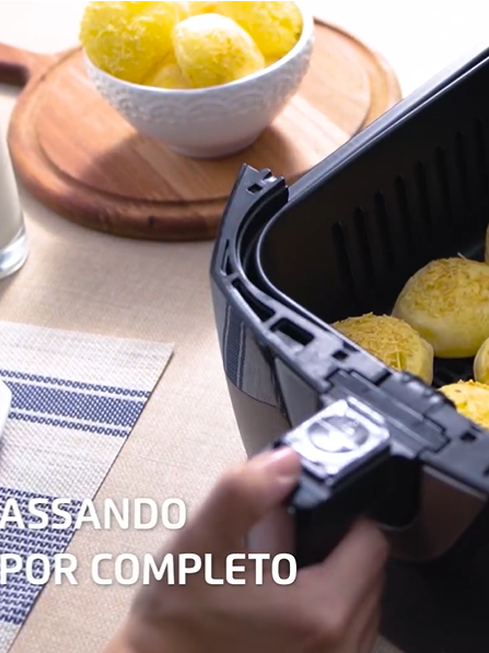 Fritadeira Sem Óleo Air Fryer 6L Mondial VermelhoInox 1900W 110V_ACESSE A DESCRIÇÃO e SAIBA MAIS Sobre este item PRATICIDADE + RAPIDEZ NA COZINHA: A tecnologia de Circulação de Ar Quente e a alta potência possibilitam rapidez no preparo das receitas e praticidade em sua rotina na cozinha. CAPACIDADE DE 6 LITROS + CESTO QUADRADO: Considerado o cesto com a maior área plana da categoria*, ele acomoda melhor os alimentos, permitindo assar e fritar por igual. Outros preços estão disponíveis em mais opções de compra Adquira Já a sua   👉  https://amzn.to/47xXdWB #AirFryerMondial6L #FritadeirasemóleoMondial #MondialAirFryerVermelha #AirFryer6litros #FritadeiraElétrica6L #AirFryer1900W  #FritadeiraMondialInox #AirFryerAmazon #MelhorAirFryerMondial #AirFryer110V@