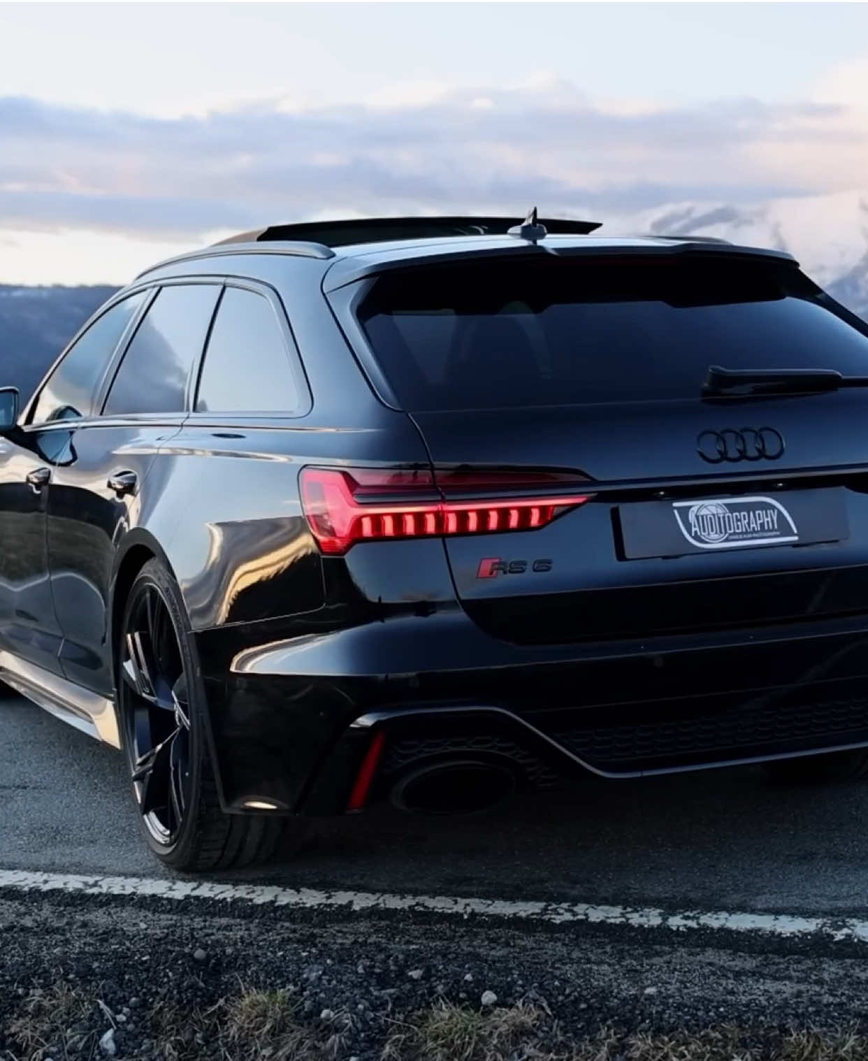 AUDI RS6 C8 - STAGE4 1044HP 🔥 #audi #audirs6 #rs6c8 #viral #fyp 