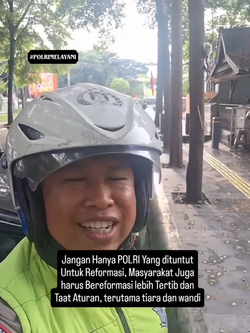 tinggal pakein jas sama kacamata udah bisa jadi kloningan bang @ceo.muda.miliaran  😂🙏