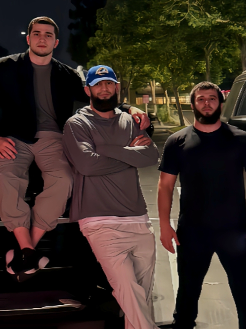 ada yang sadar gak di foto ke 2? #khamzatchimaev #khamzat #foryoupage #foryou #fyp 