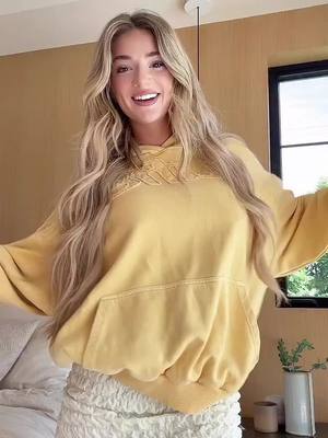 Chat 1 on 1 free live video with cute girls from all over the world