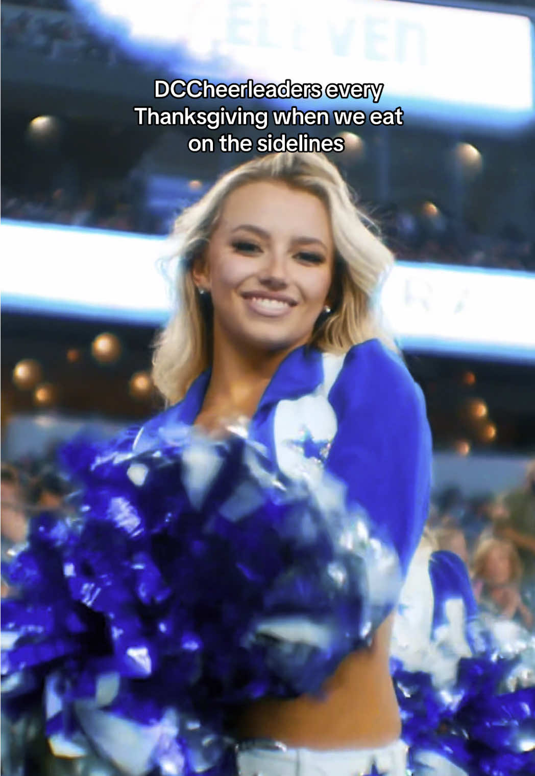 Mmmm 🫰🏽🫰🏽🫰🏽🫰🏽 HAPPY THANKSGIVING 🦃🍁🍽 #thanksgiving #lol #happythanksgiving #funny #foryou #dcc #dallascowboys #dccheerleaders #eat #8 