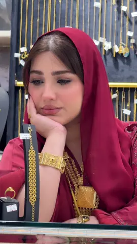 دا أفكر شلون اخذ هذا الذهب كله 😂🤭#هدى_عادل 