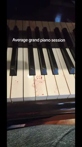 30% playing 70% cleaning blood 💔 #piano #grandpiano #jazz #passion #viral 