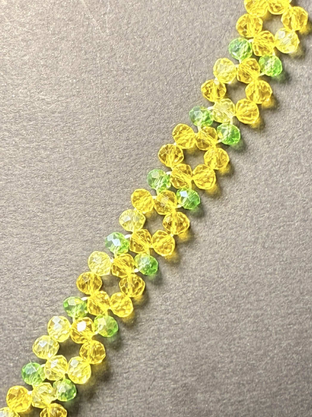 Easy Yellow And Green Bracelet with beads tutorial 😍💛💚 #bracelets #bracelet #DIY #viral #BraceletDesign                                                               