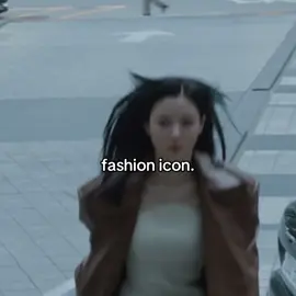 I’m obsessed with her outfits 🫠❤️‍🔥 #fyp #kimyoojung #baekahjin #fashionicon #outfit #dodohee #dearx 