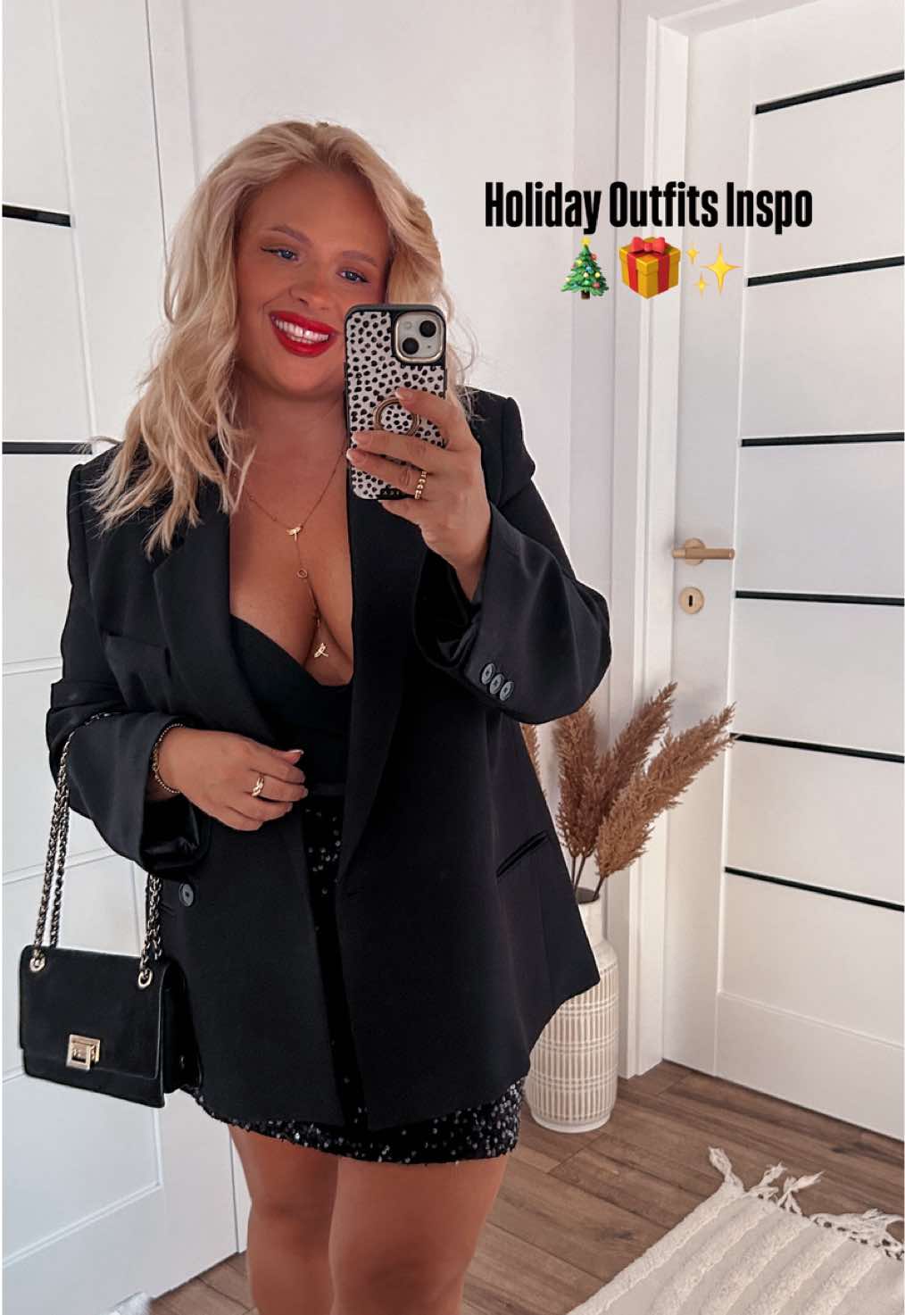 #holidayparty #holidayoutfit #midsizefashion #plussizepoland 