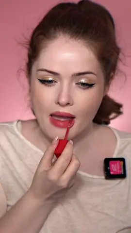 Как красить губы! Урок макияжа! Макияж губ. Как пользоваться губной помадой. Красная помада с черным контуром