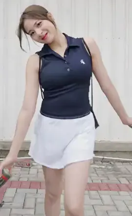 zeee🥵 #memberjkt48 #jkt48newera #aziziasadel #zeejkt48🦖 #azizishafaasadel 