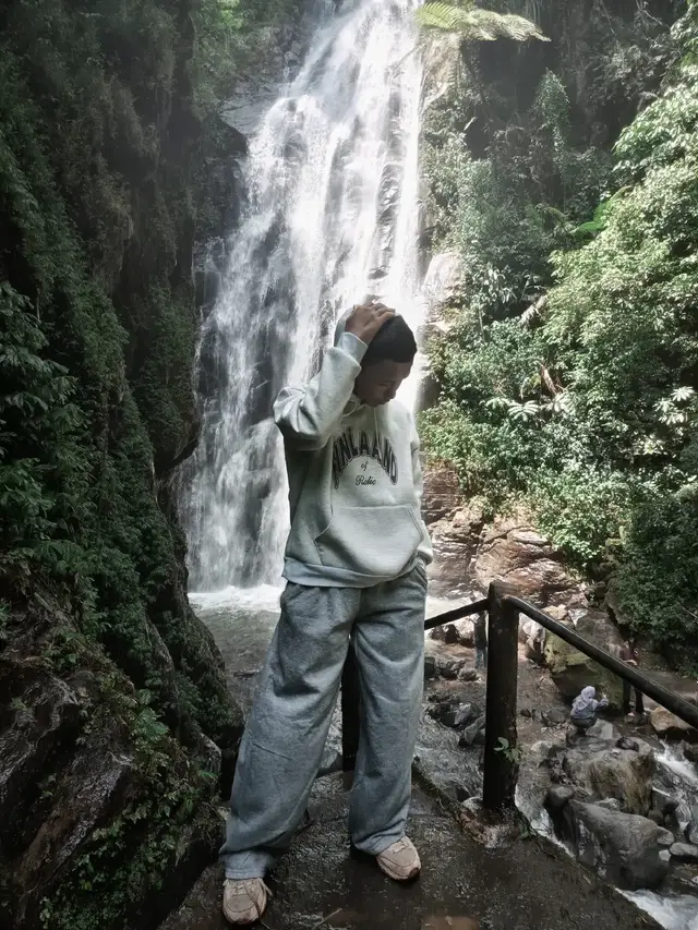 #curugmuarajaya #lewatberanda #fyp #fouryoupage #trending @curugmuarajaya.official 