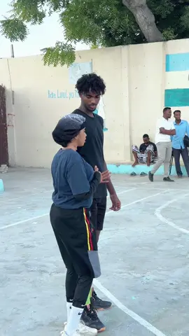 Marke ayada maclinkaga ee thy😩@simaneyyy🖤💸 @Dr-Ahmed Cagaweyne 