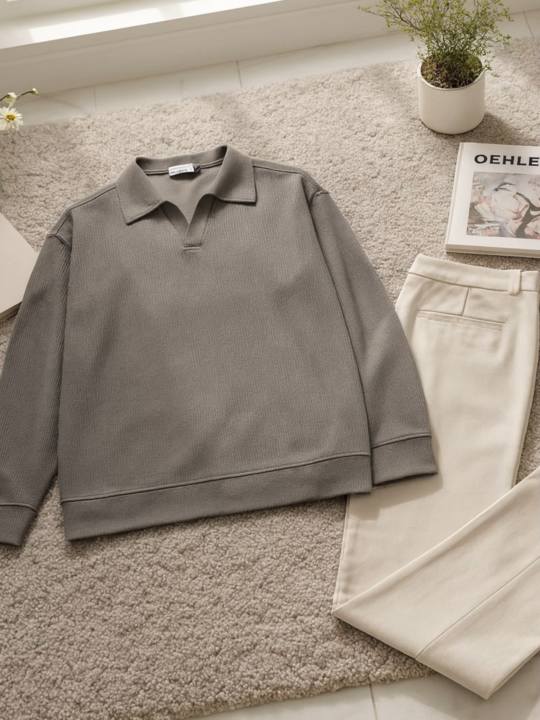 4. “Không chỉ giữ ấm mà còn giữ vibe đẹp trai 😌🔥 Thu đông này mặc là mê!”#xhtiktok #thoitrangnam #fashion #OutfitChuanForm #StreetwearVN #ThoiTrangNam #AothunNam #streetwear #LocalBrandVN #aokhoacgionamnu #aobomber #aokhoacgio #outfitđẹp #thờitrangnamnữ #stylebasic