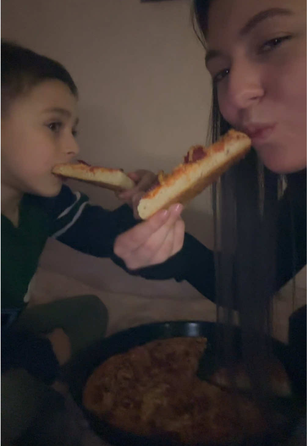 🤝🏽❤️#rek #rek #brother #pizza #viral 