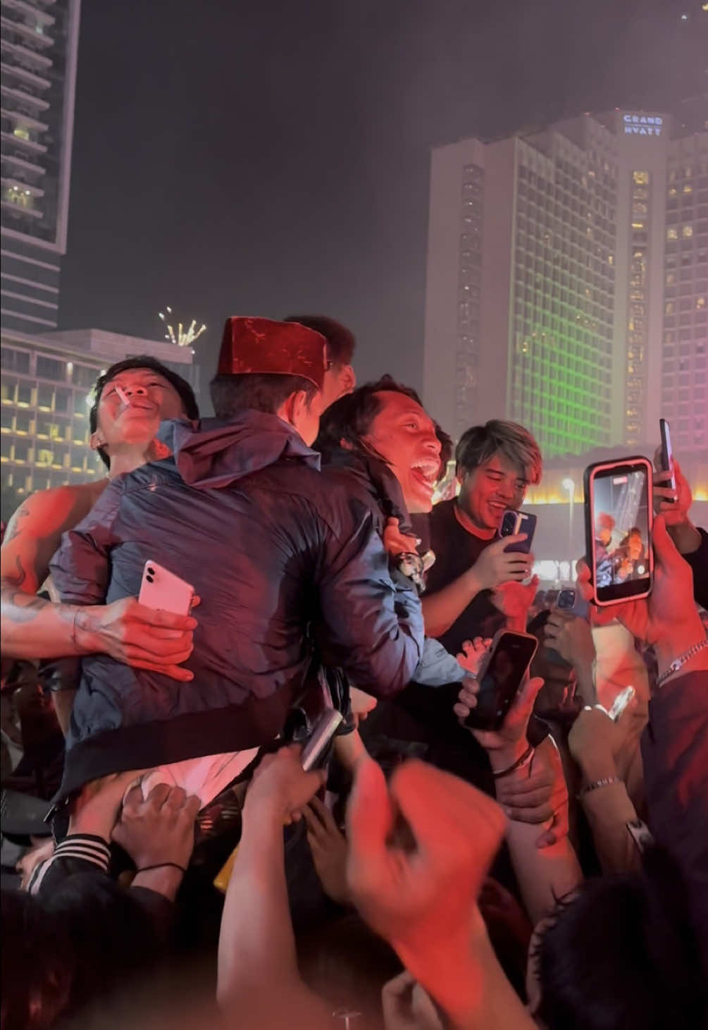 Selamat ulang tahun Persija Jakarta yang ke 97 thn, club sepak bola tercinta 🧡🎊 #persija @Persija 