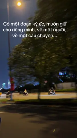 Nổi Buồn Không Rót Bằng Rượu, Mà Bằng Im Lặng....🥺🥺