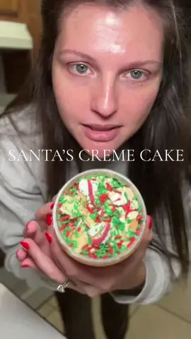 Grab these now because they’re selling quick and they’re only available for a limited time!! @Rainbow Nut Butter #christmastreats #HolidayTreats #christmasgift #peanutbutter #peanutbuttertreat 