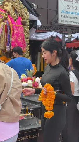 แวะมาขอพรค่ะ 😇