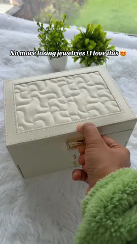 Jewellery box #jewellery #jewellerybox #storage #TikTokMadeMeBuyIt #blackfridaysale 