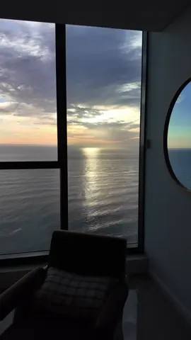 Friday morning. #australia #fyp #travel #777salty 