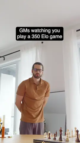 I feel watched #chess #gothamchess #magnuscarlsen #echecs #hikarunakamura 