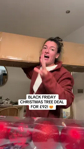 HOW DOES IT LOOK SO REAL?! 😳 #christmas #blackfriday #deal 