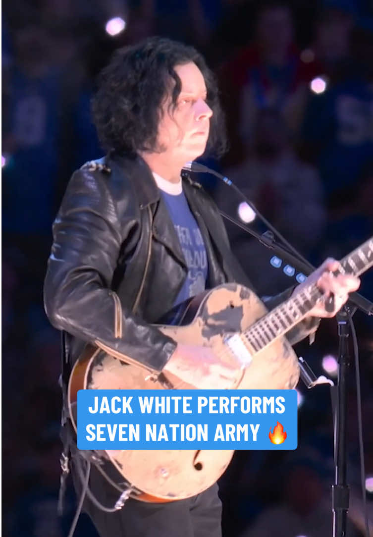 absolutely electric 😮‍💨 #jackwhite #packerslions #nfl #thanksgiving