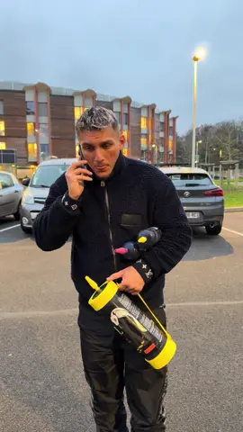 Tu veux toujours aller à cette soirée toi aussi ?@RFK ᠌ @Ahmad🇸🇳 @akram_78200 @omarmlj78 #stop #balloons #danger #preventionsanté 