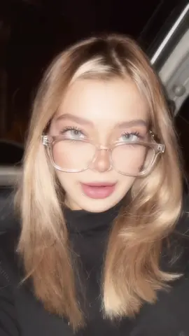 محو نگاش نشو.