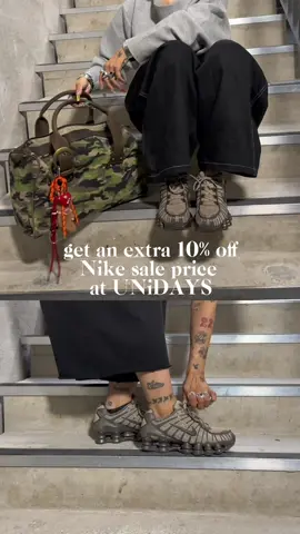 Grab a pair of Shox like these at @myunidays for Black Friday, all your fave brands in one place - stress free & exclusive savings AD 🖤 #UNiDAYS #winteroutfits #StreetStyle #streetwearoutfits #nikeshox 