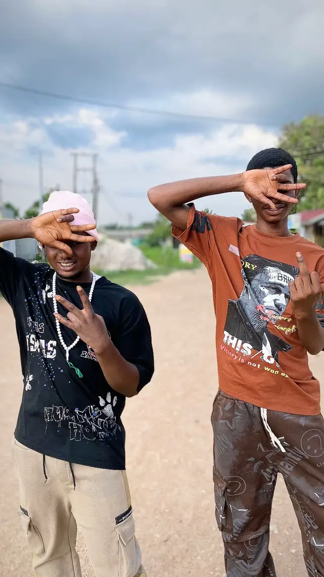 @Unruly Dbee🇺🇸💰 @📿JÕBÖY GUYGUY 