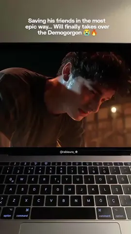 Saving his friends in the most epic way… Will finally takes over the Demogorgon 😭🔥 . . . 📌 follow for more  . . . #fypシ #netflixseries #netflix #netflishow #strangerthingsedit 