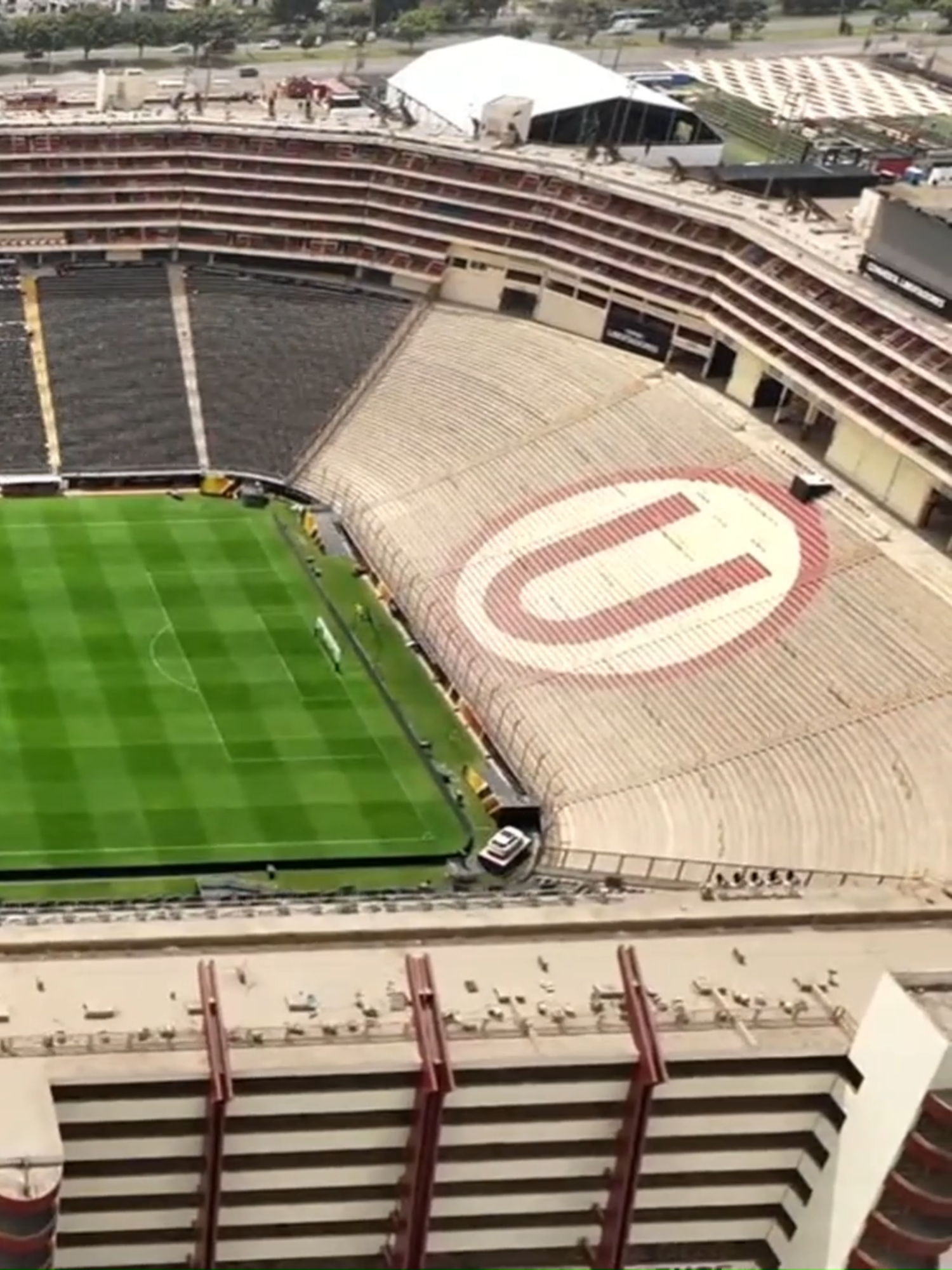 Tudo pronto no estádio Monumental U de Lima para final da Libertadores  👉 Assista a Palmeiras x Flamengo na final da Libertadores neste sábado (29), às 18h, no #DisneyPlus! #LibertadoresNaESPN #Libertadores #Palmeiras #Flamengo