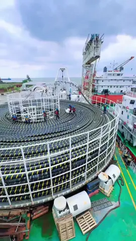 savez-vous que 99 % d'Internet ne passe pas par les satellites?