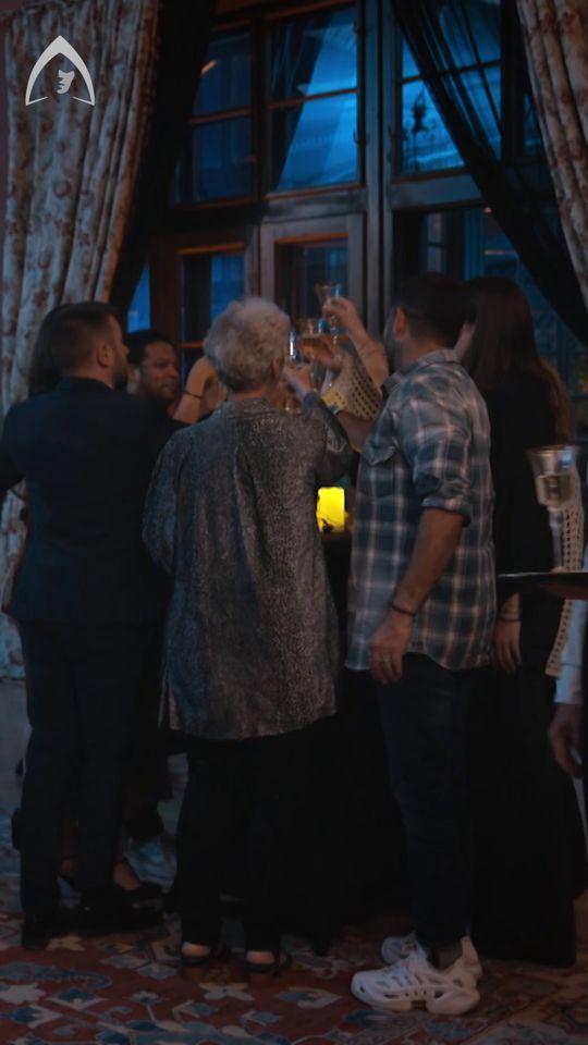 Jucătorii au multe de sărbătorit în seara asta, dar trădătorii mai au o provocare înainte să sune gongul 🗡️ Cui îi va rosti Ines cuvintele otrăvite? Ilenei, Danielei sau Dariei? 👀 #tradatorii #showbiz #fyp