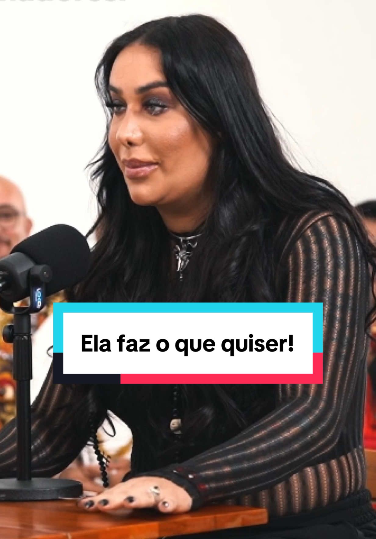 Jesus me curou! . 1 Cristão vs 20 Macumbeiros #clone