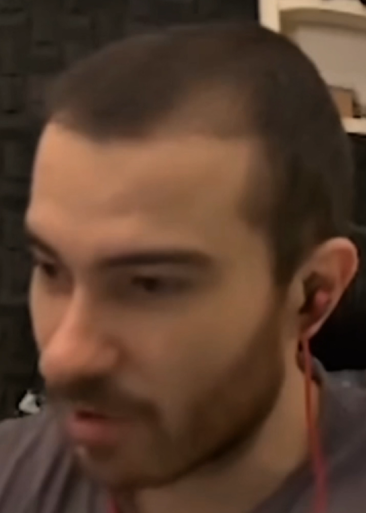 O mais calmo dorme amarrado #valorantmemes #Valorant #fly #valorantbrasil #valorantclips 