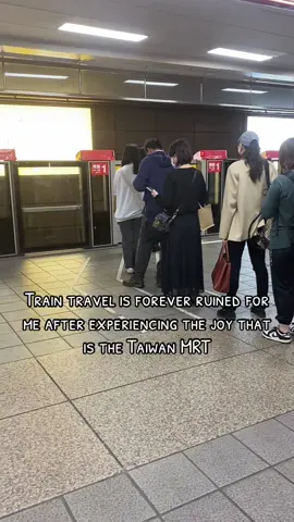 Train travel is ruined forever after experiencing the pure joy that is the Taiwan MRT. People LINE UP, they are respectful, it is cheap and efficient and easy to understand! I landed back in London and the Underground felt like a Hunger Games arena in comparison 🙈 #taipeitravel #taipei_taiwan #taipei #taiwantravel #taiwanmrt 